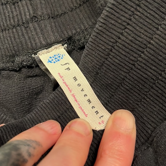 Free People Get Set sweatpant shorts. Black. Small. - Picture 3 of 5